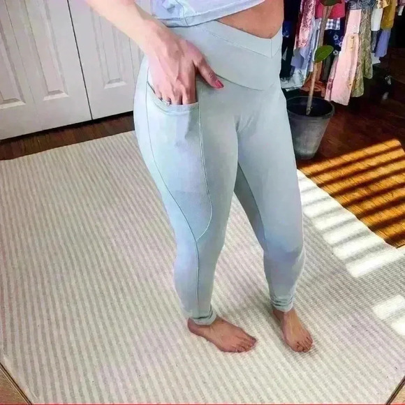 GYMSHARK Recess High Waist Pocket Leggings in Mint Green - Picture 4 of 8